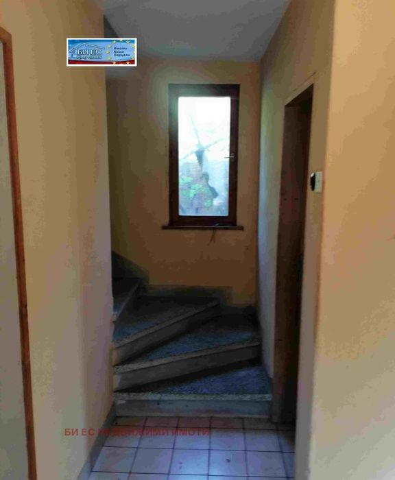 Продава къща  с. Филиповци 120 м²