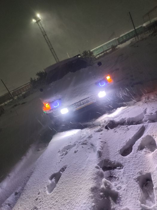 Фольксваген б3 седан.