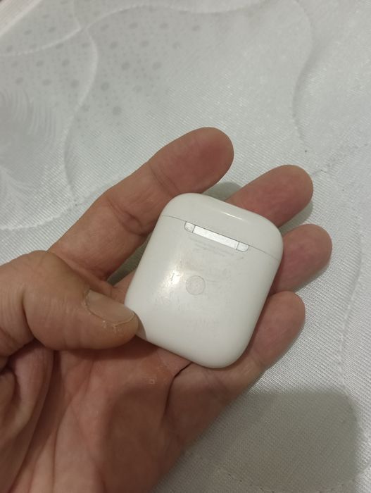 Наушники аирподс