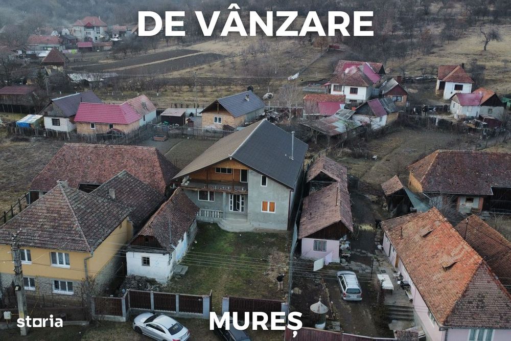 Casă în centrul localității Trei Sate