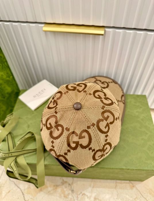 Sapca originala Gucci bej GG canvas noua cu factura