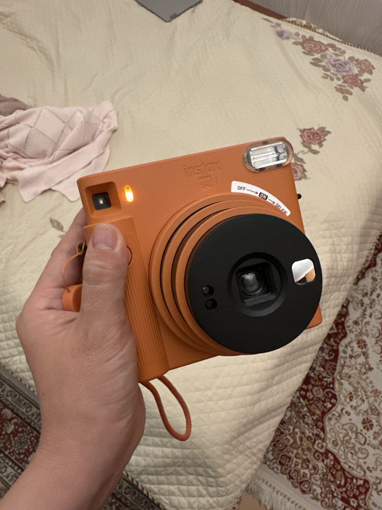 Фотокамера моментальной печати Fujifilm Instax Square SQ1