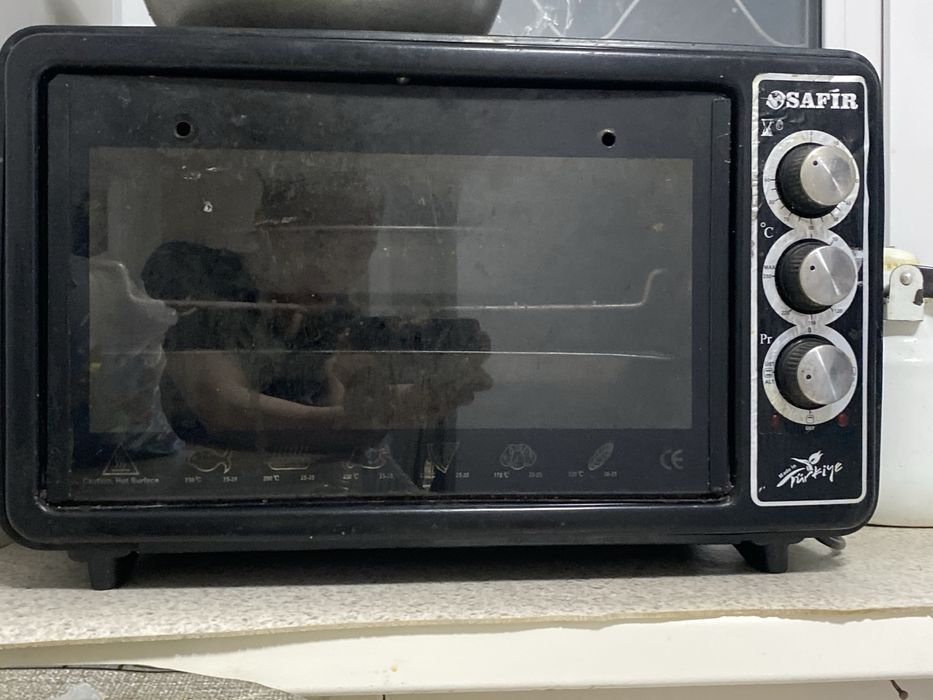 Продам духовку бу