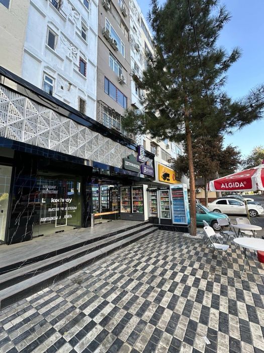 Нежилое помещение вдоль дороги с арендатором продаётся. Ойбек метро.