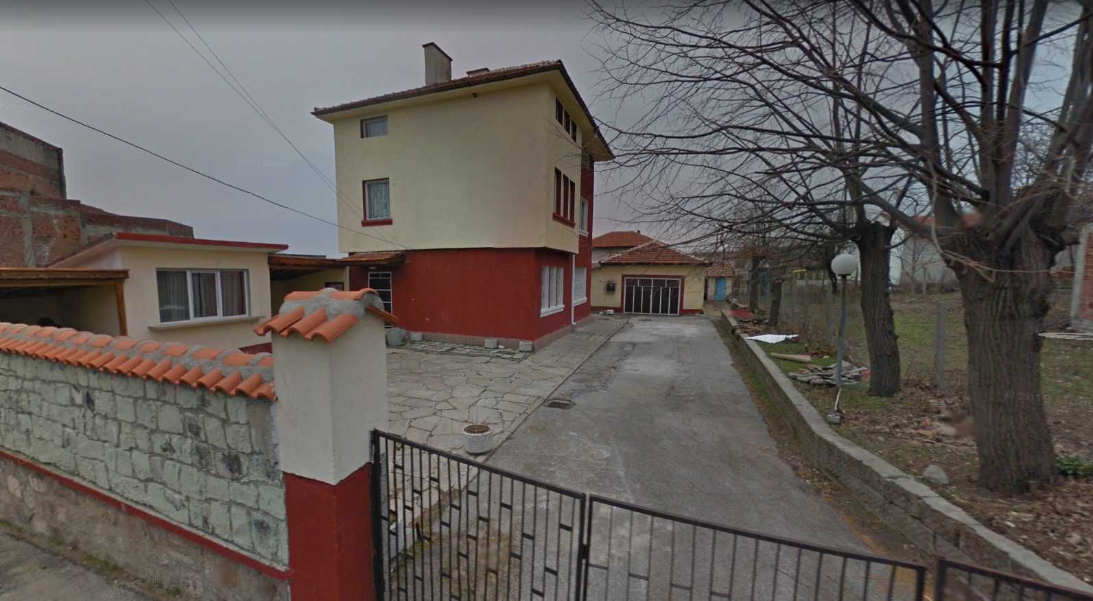 КЪЩА в Национален Курорт Минерални Бани