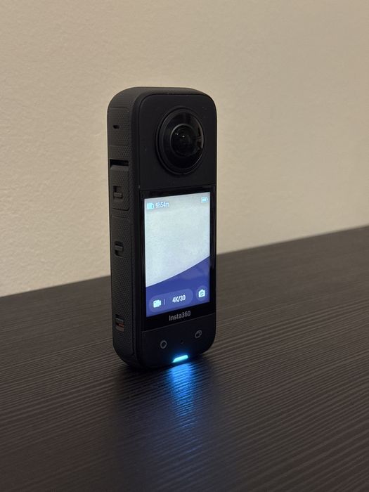Insta360 X3 impecabil