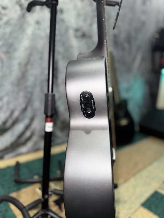 Гитара фирмы Enya