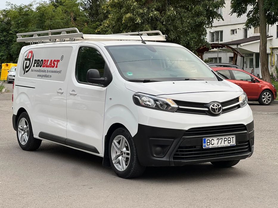 Toyota Proace Întreținere la zi, garanție Toyota, preț NET fără TVA