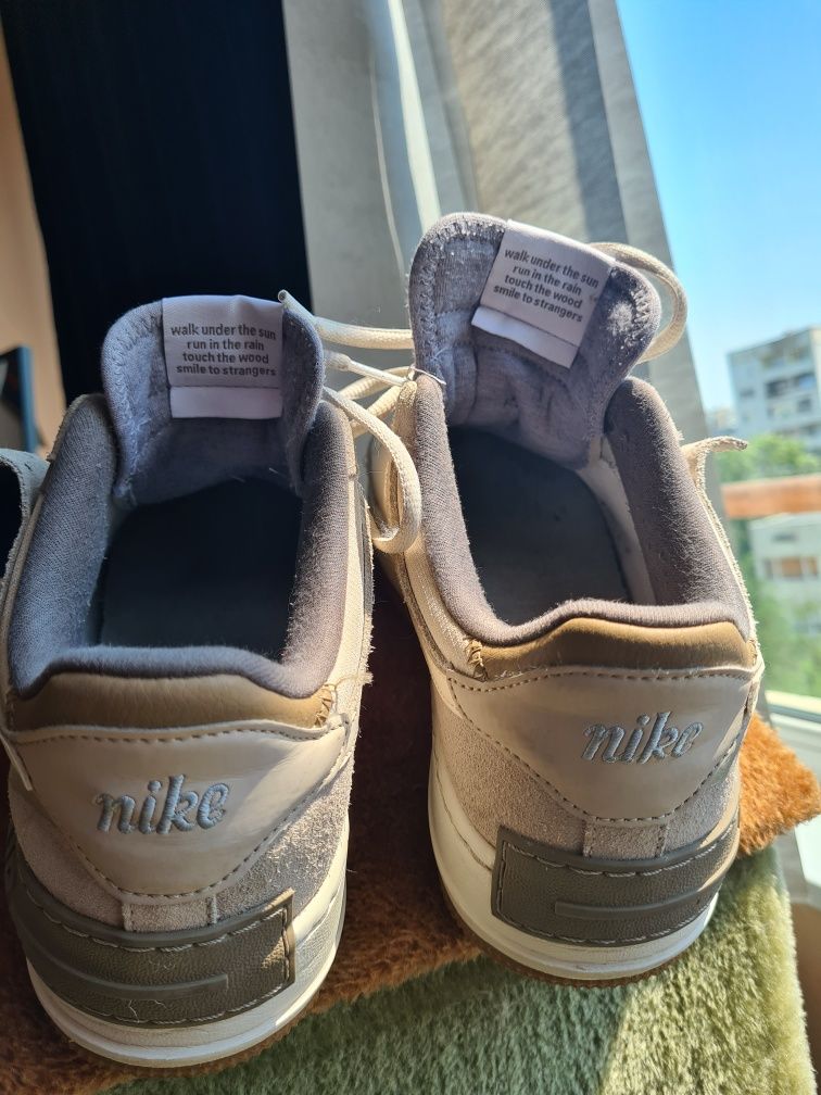 Nike Air Force 1