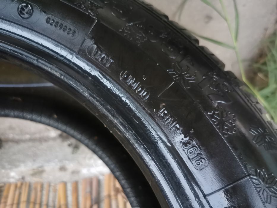 2 anvelope 225/55/17 Dunlop Winter M+S