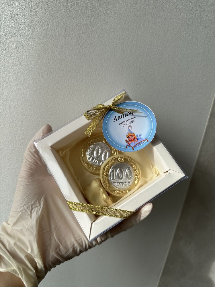 Бонбоньерки / тойбастар из бельгийского шоколада в казахском стиле