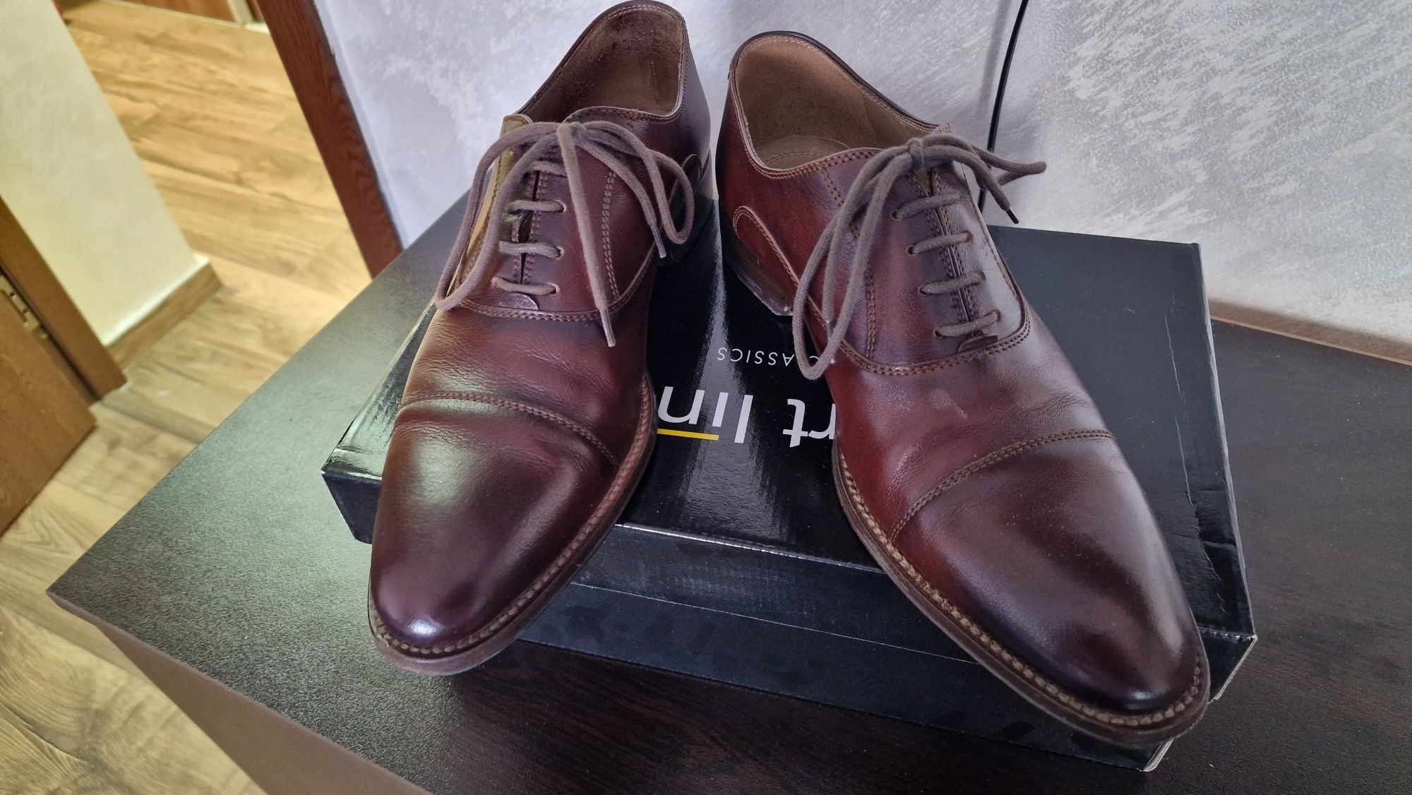 Pantofi barbati mărimea 42