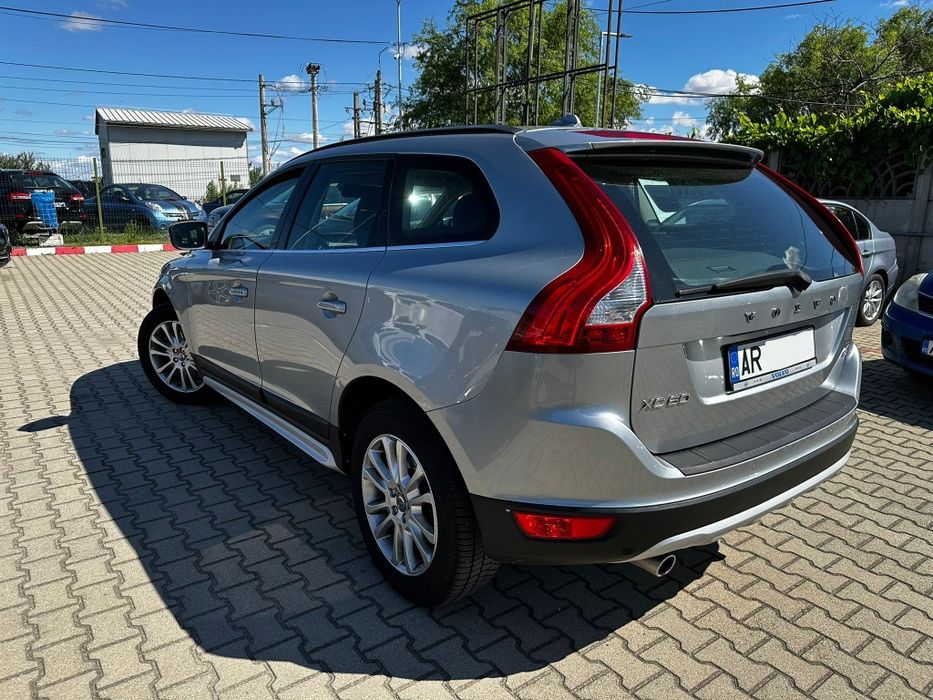 2010 Volvo XC60 4x4 - 2.4D 205CP - Automat * Clima * Portbagaj El.