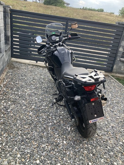 Suzuki V-Strom 650 ABS 2018 – 58.000 km, 71 CP, dotări touring
