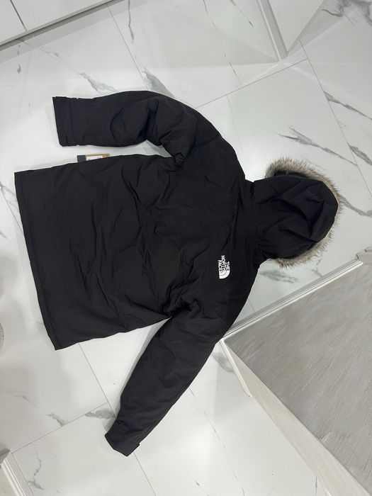 Оригинално чисто ново яке THE NORTH FACE