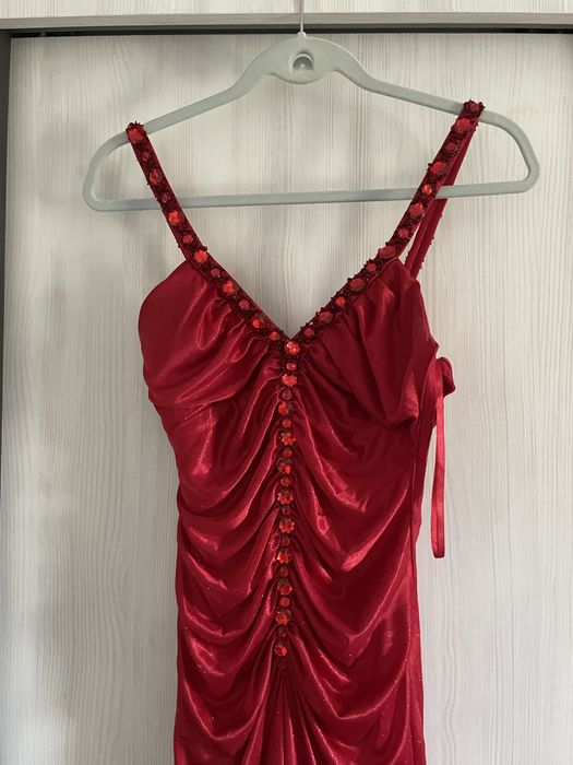 Rochie de seara, cu trena