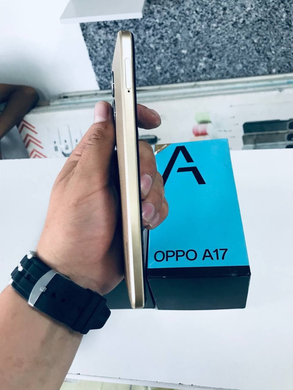 Oppo A17 srochna