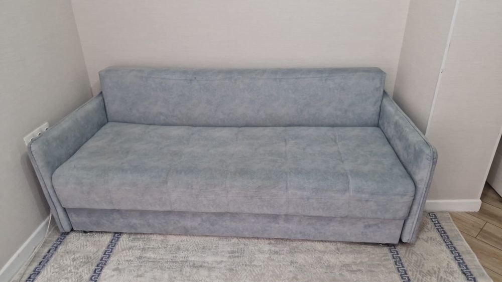 Диван в хорошем состоянии