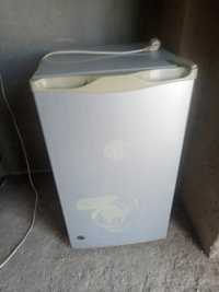 Мини холодильник и кондиционер продается кондиционер Beko продаётся 1