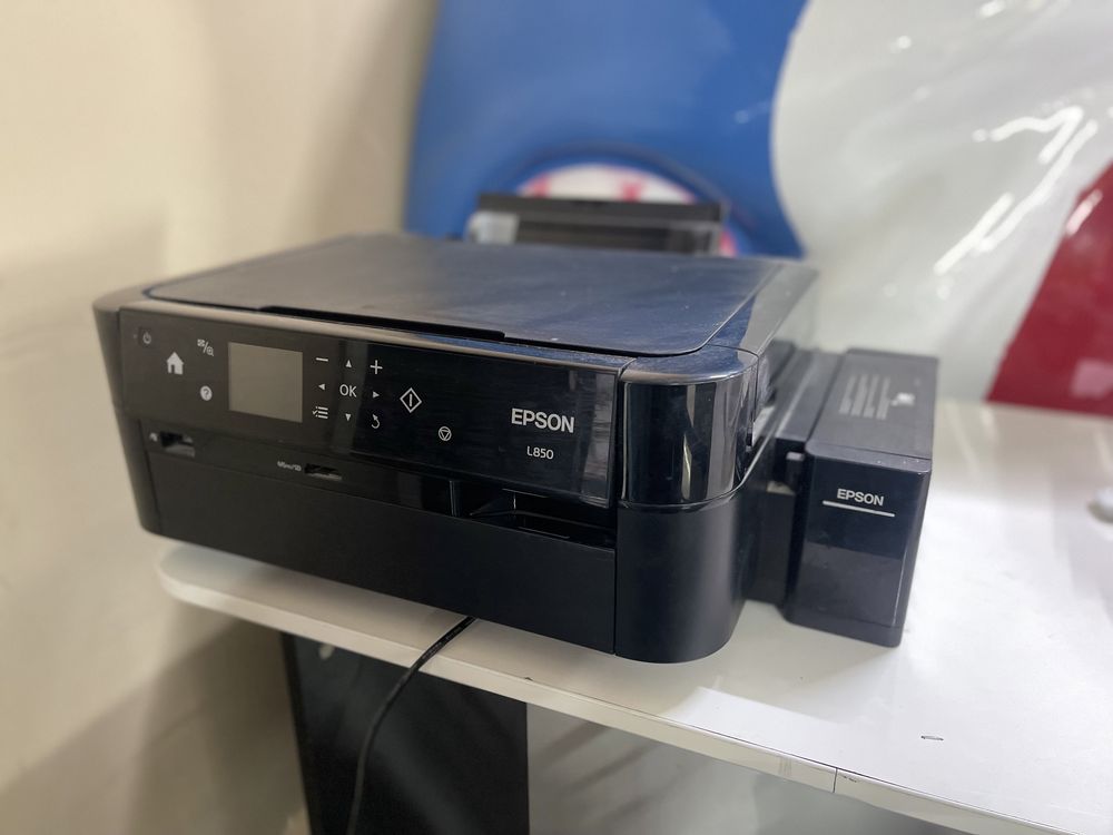 EPSON цветной принтор