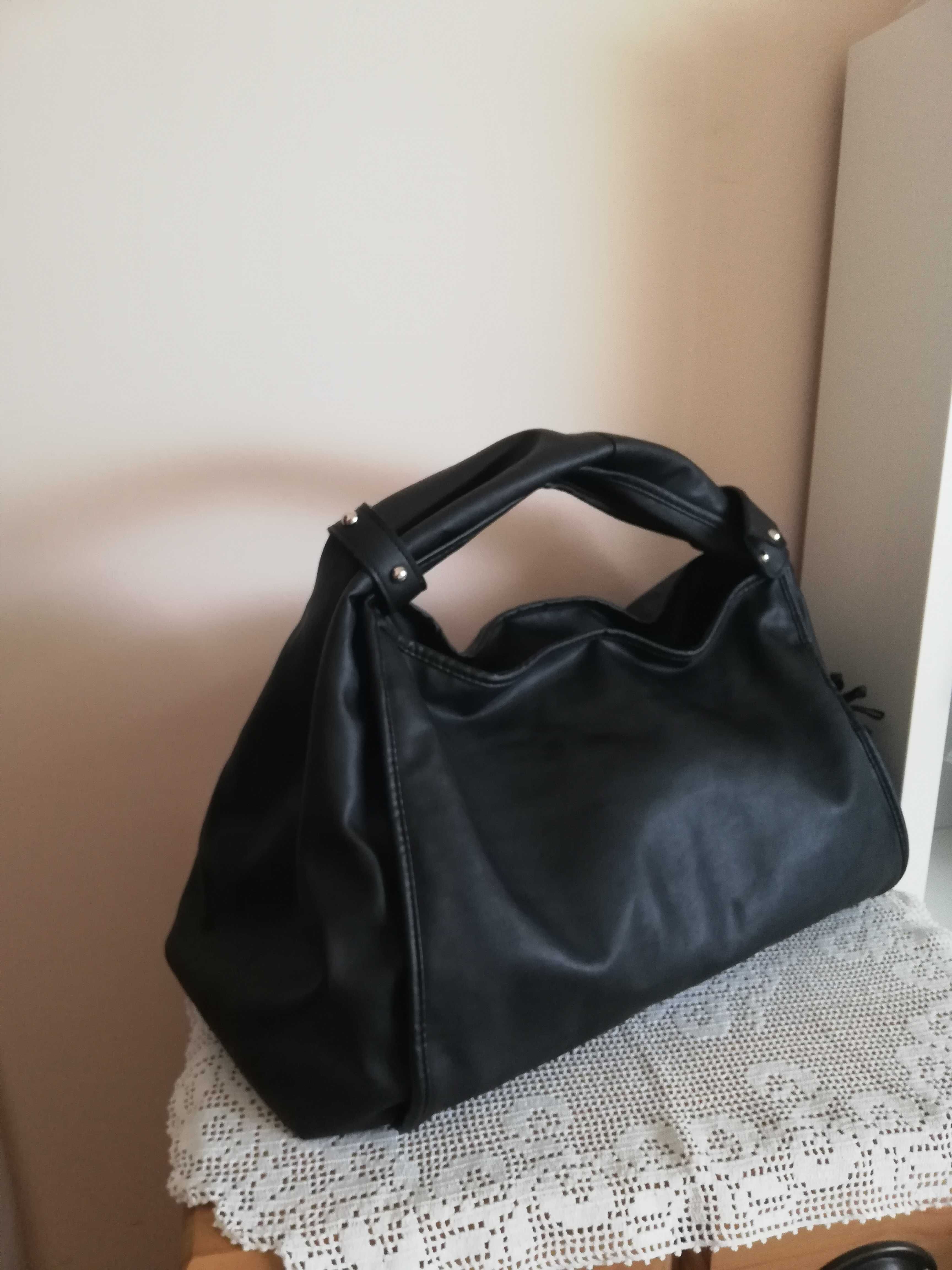 Дамска чанта черна
