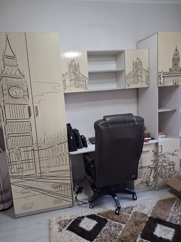 СРОЧНО!!! Гарнитур в идеальном состоянии,  шикарное кресло в подарок!