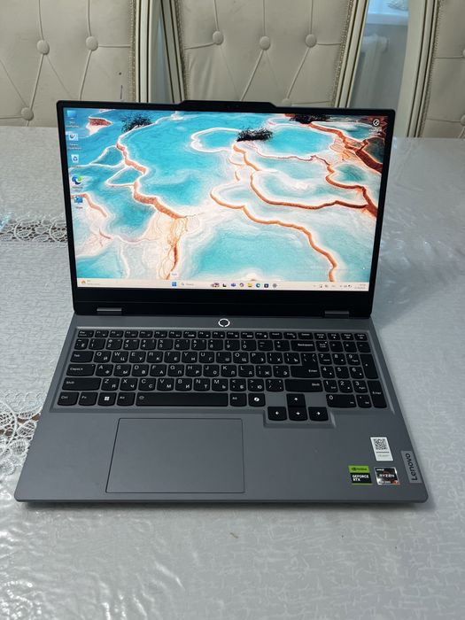 Lenovo LOQ 15ARP9 Ryzen 7 / RTX 4060 / 24 GB / 1 TB SSD – почти новый!