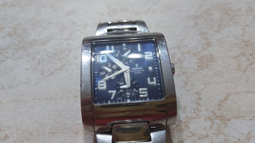 Ceas electronic barbati Festina