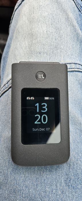 Telefon cu clapetă în ARAD