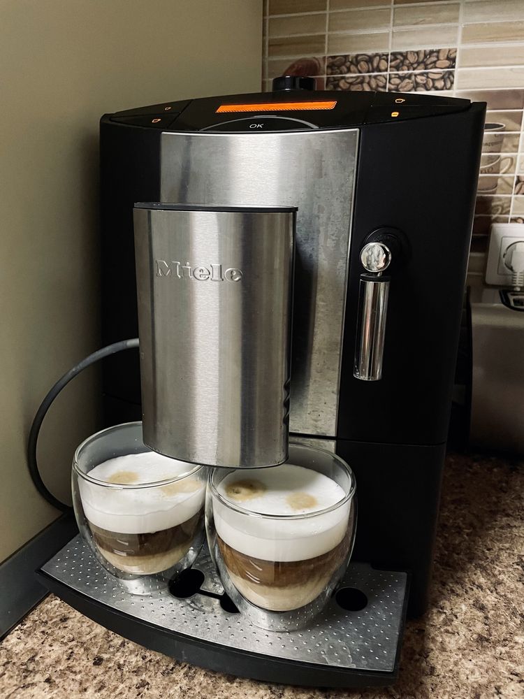 Espressor full automat MIELE CM5200 - Latte Macchiato, Cappucinno