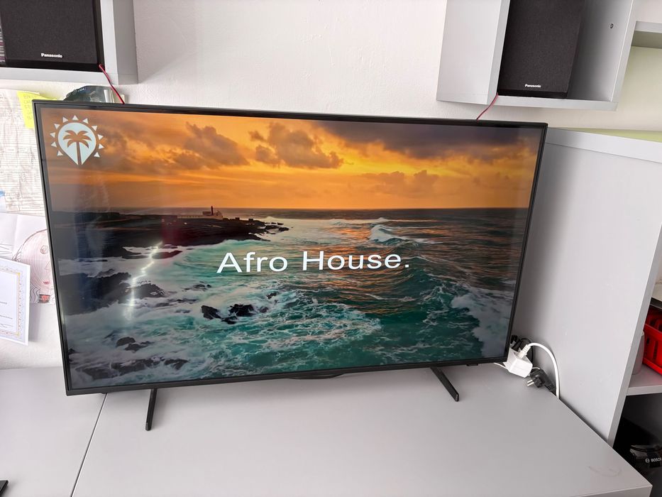 Televizor Samsung 108 cm UHD 4k