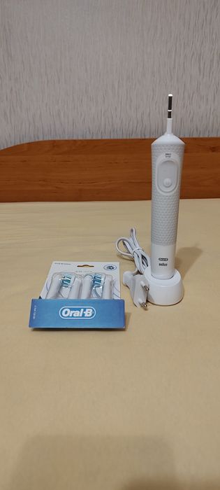 Oral B електрическа четка за зъби