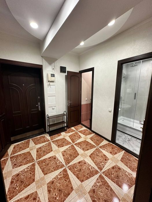 Квартира продается 3/3/4 на Ойбеке