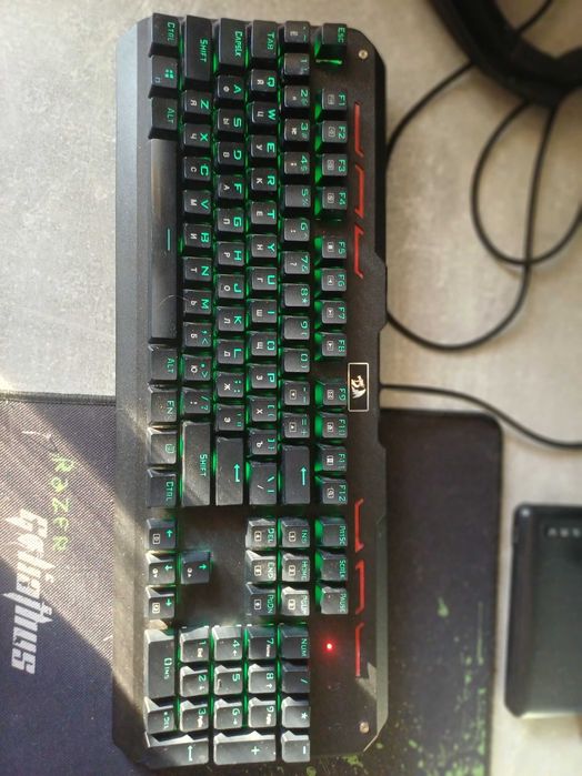 Клавиатура с подсветкой