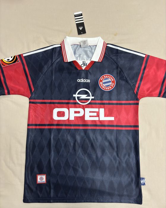 Bayern Munchen 1997-1999 Home Kit