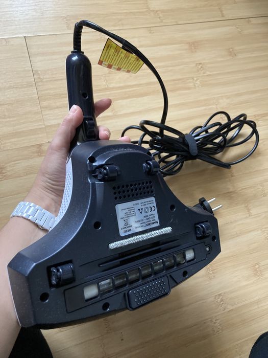 Aslirator acarieni cu lampa uv si vibratii cadou un filtru