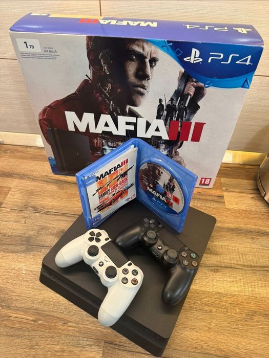 Player Station 4 Slim/ 1 TB. Ediție Specială  Mafia III