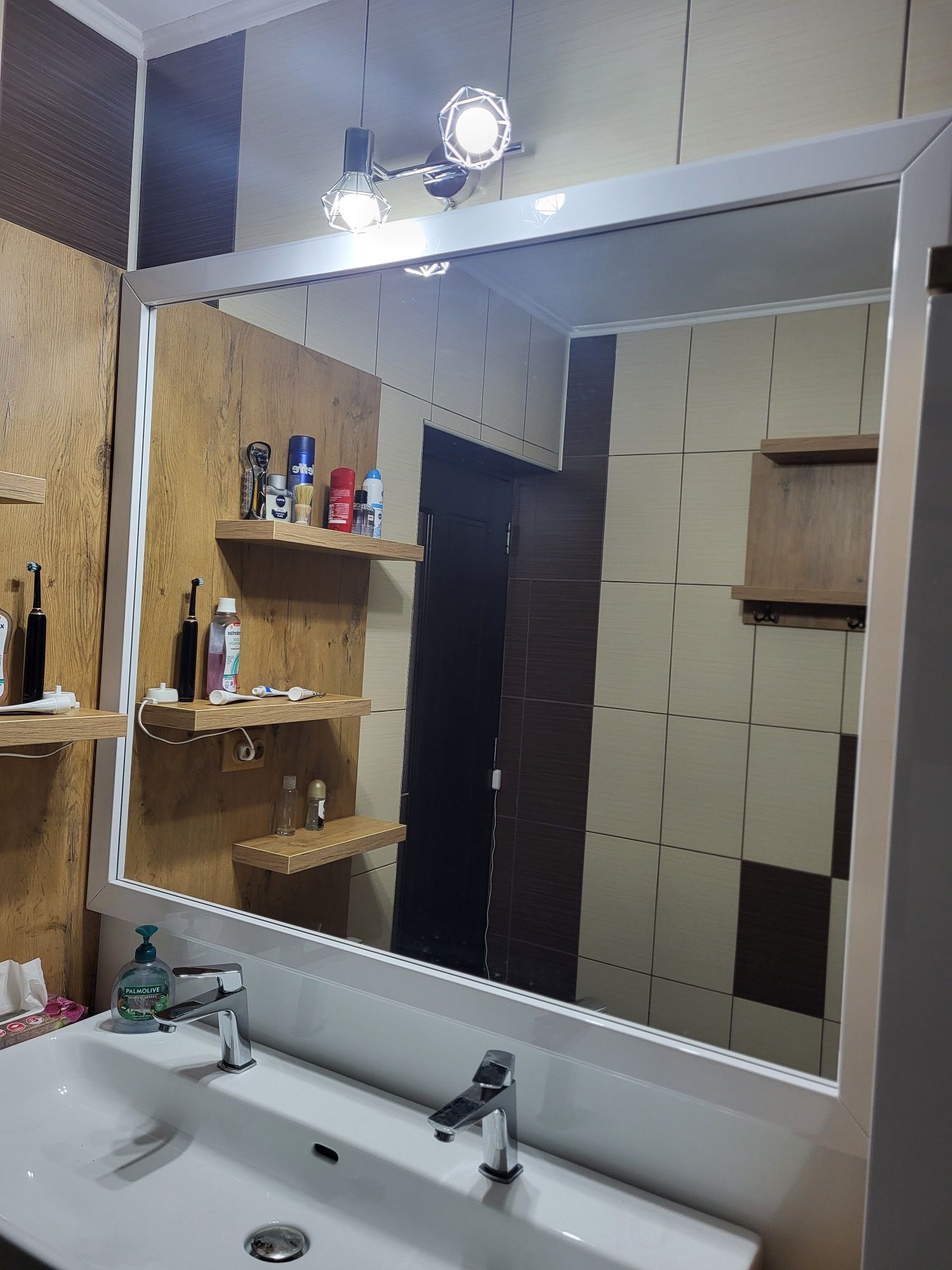 Oglinda cu rama din mdf vopsit, alb lucios, 1,30/1,25m