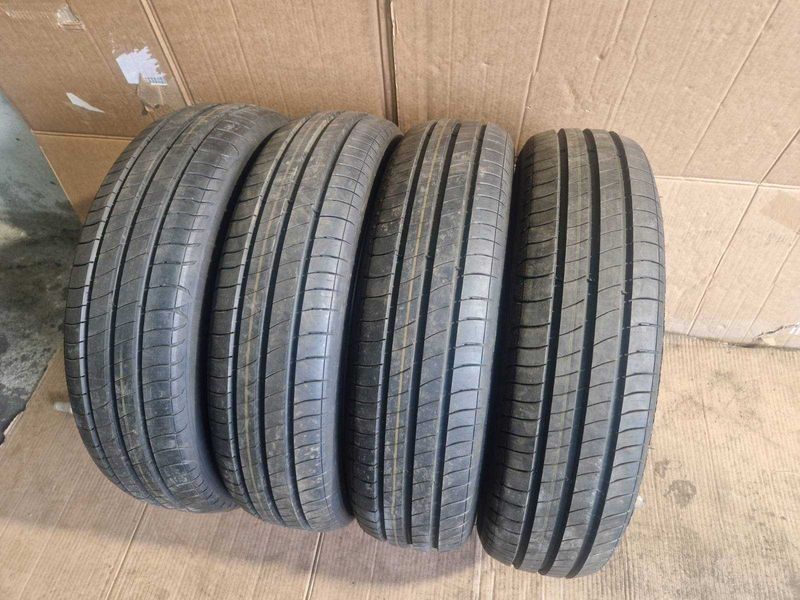 4 Michelin R17 175/65
нови летни гуми DOT4023