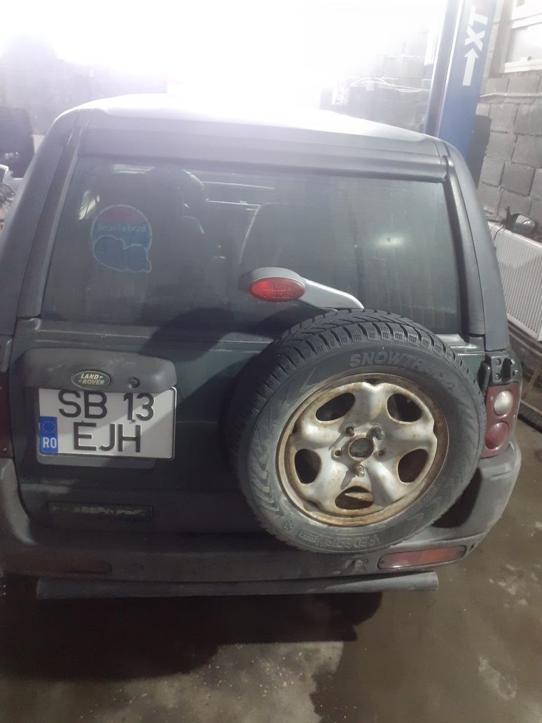 Dezmembrez Land Rover 2.0 Tdi