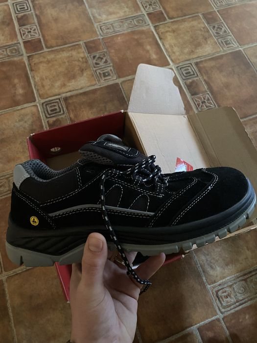 Pantofi BAAK noi, mărimea 42