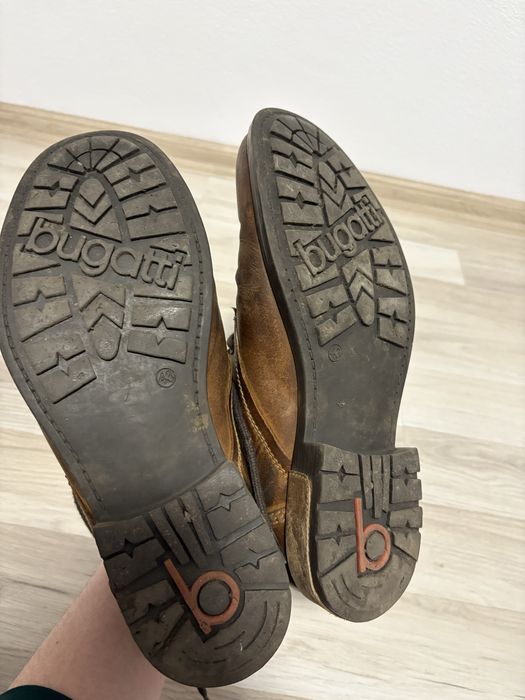 Мъжки боти Bugatti