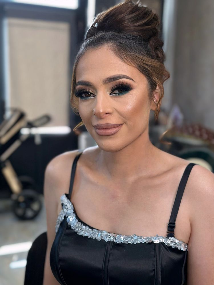 Make-up Artist/ Machiaj profesional
