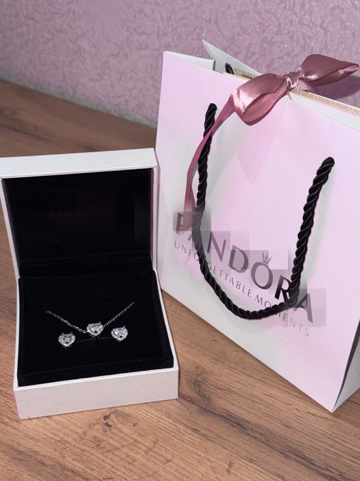 Набор украшений: браслеты + кулоны