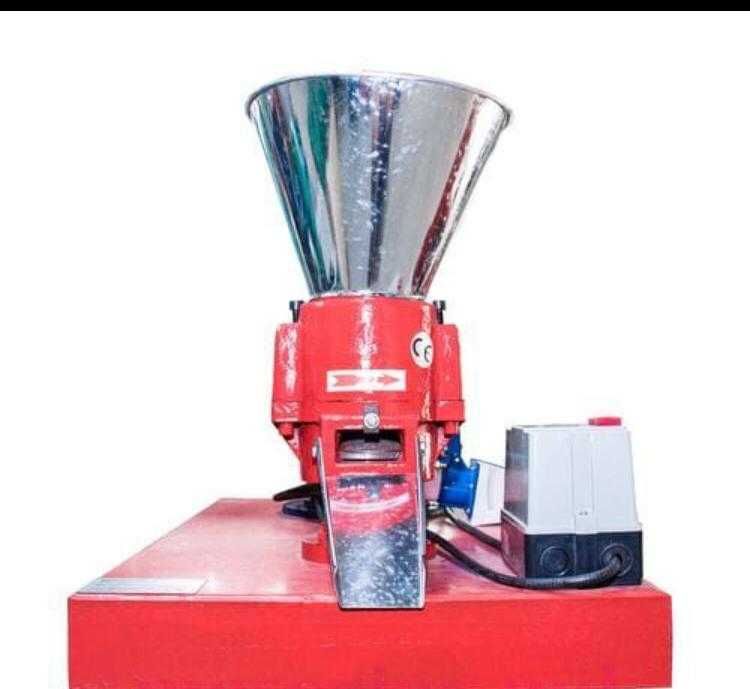 Granulator furaje Eurogran 120 cu 3 matrite, motor inclus, NOU