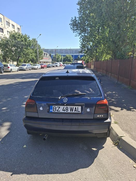 Vând golf 3 ,an de fabricație 1993, 1.8 benzină, in stare bună de func