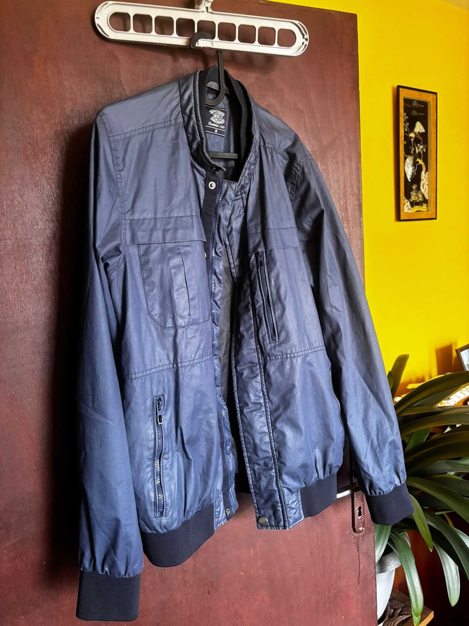 Яке Kenvelo Bomber Jacket подходящо за Пролетно/Лято/Есен