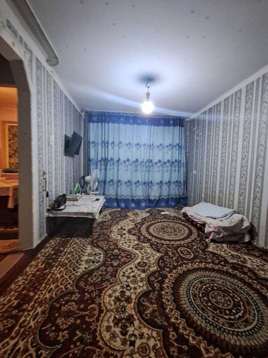 Политехника институти йўлида 1 хонали квартира сотилади