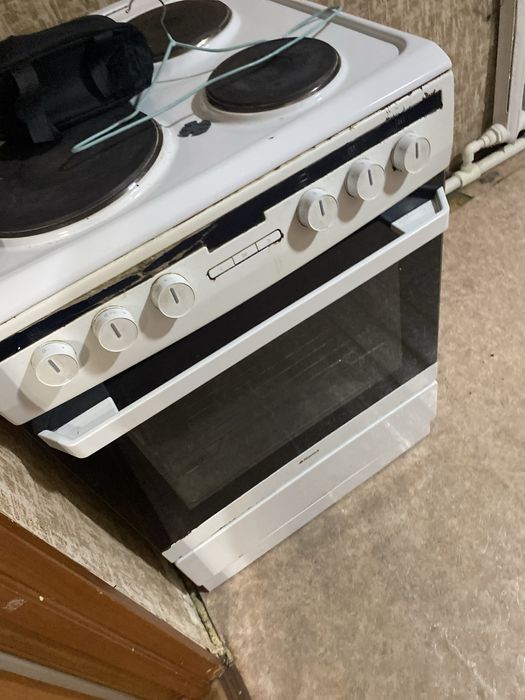 Плита 220 с духовкой