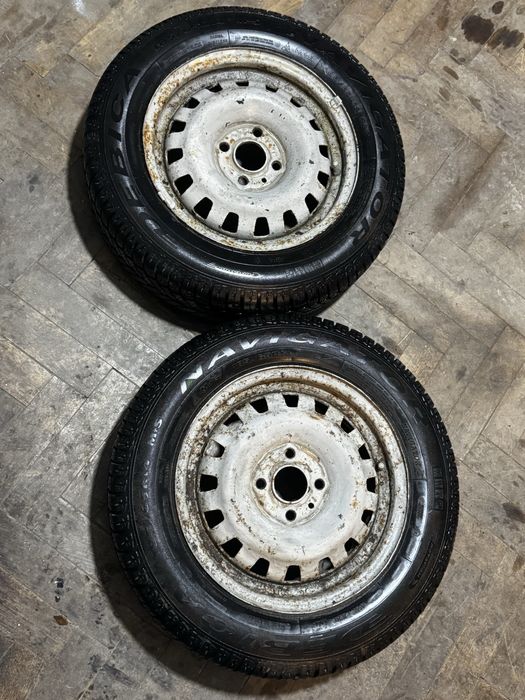 Cauciucuri iarna Debica 185/65R14 dot 3421 ca noi fara defecte 2 buc